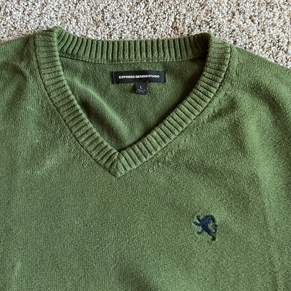 Express sweater - Picture 2 of 3